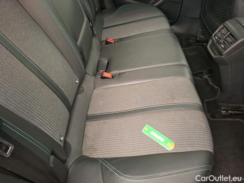  Peugeot  3008  Allure Pack 1.5 HDi 130CV BVA8 E6d #22
