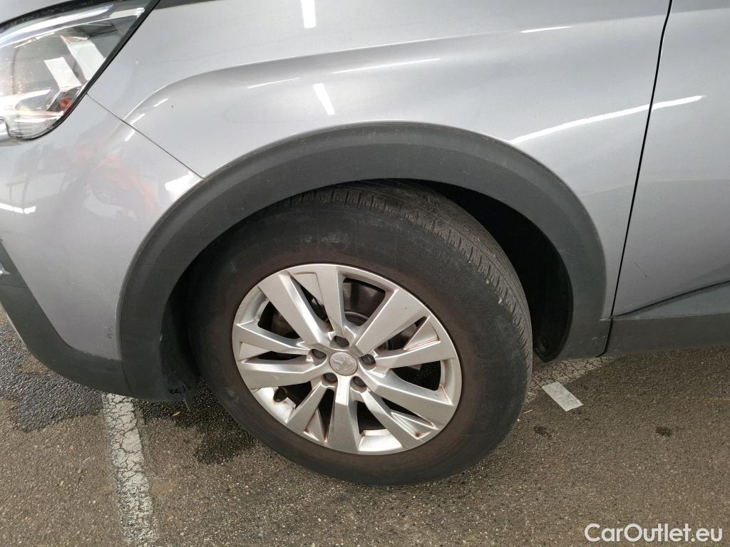  Peugeot  3008  Active Business 1.5 HDi 130CV BVA8 E6d #28