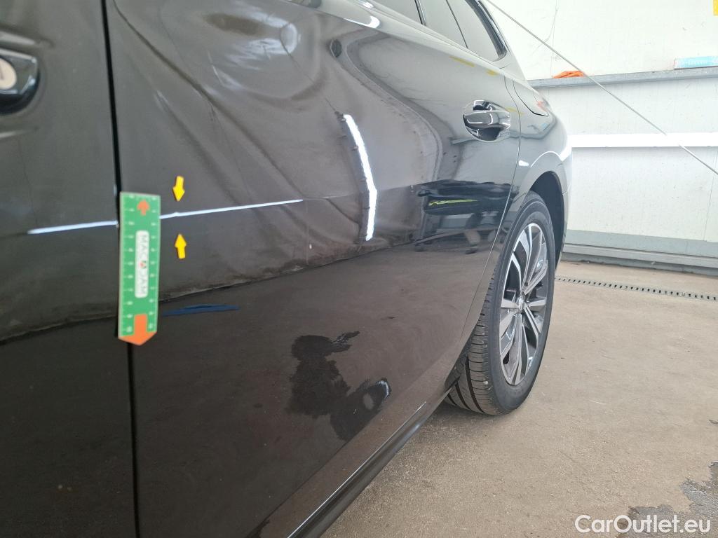  Peugeot  508 PEUGEOT  SW / 2018 / 5P / Break HYBRID 225 E-EAT8 Allure Pack #8