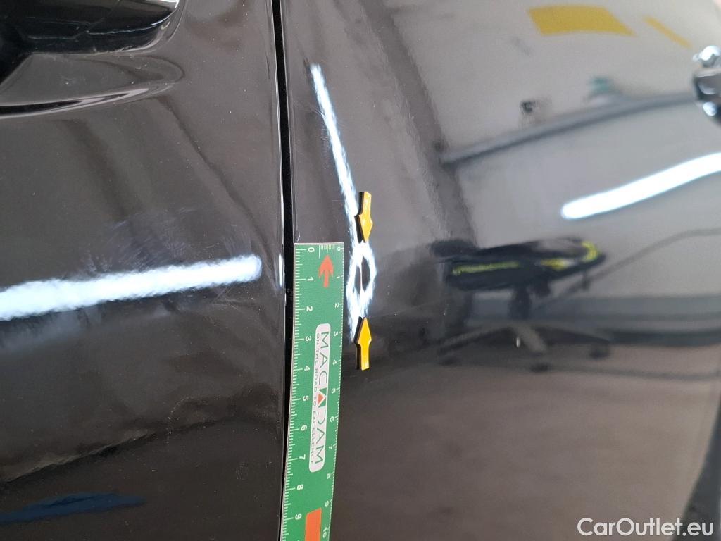  Peugeot  508 PEUGEOT  SW / 2018 / 5P / Break HYBRID 225 E-EAT8 Allure Pack #9