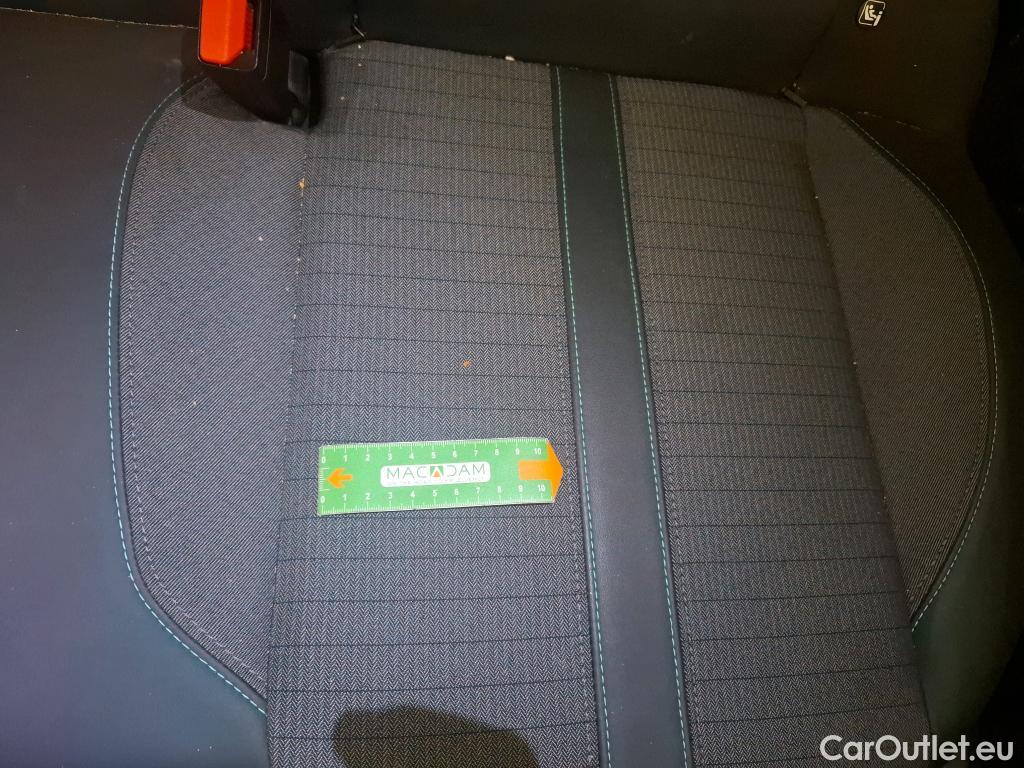  Peugeot  2008  Allure Business 1.5 HDi 110CV BVM6 E6d #56