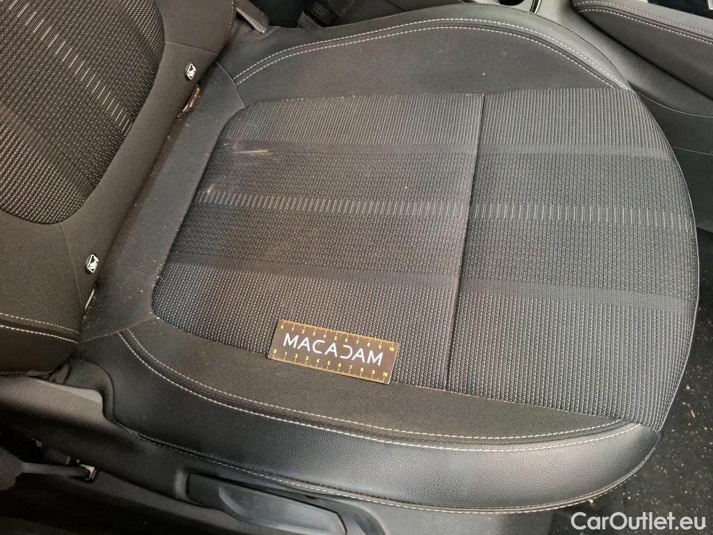  Opel   Grandland X Grandland X Business Elegance 1.2 Turbo 130CV BVA8 6E #10