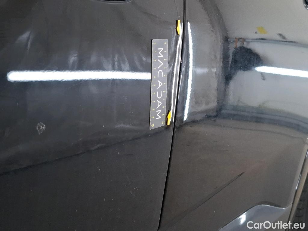  Opel   Grandland X Grandland X Business Elegance 1.2 Turbo 130CV BVA8 6E #4