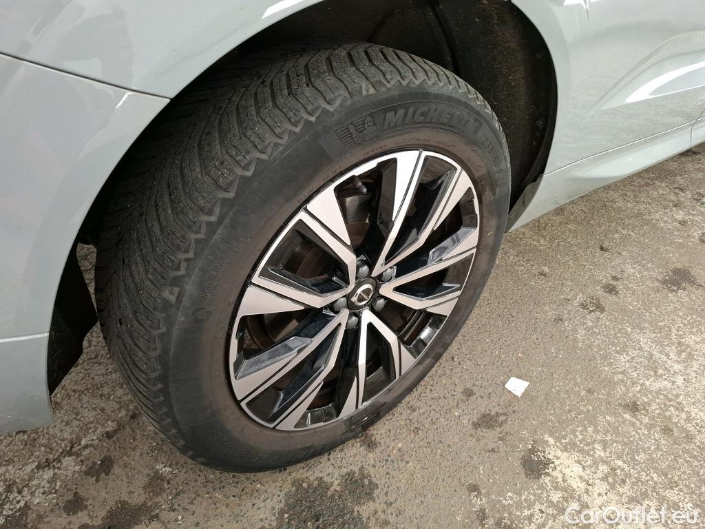  Volvo  XC60  Plus Style Dark 2WD 2.0 B4 195CV BVA8 E6d #1