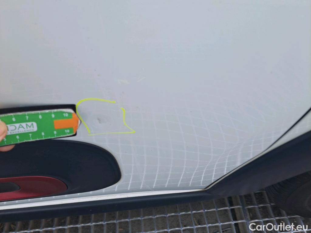  Citroen  C3 CITROEN  / 2020 / 5P / berlina con portón PureTech 60KW (83CV) C-Series(SP) #2