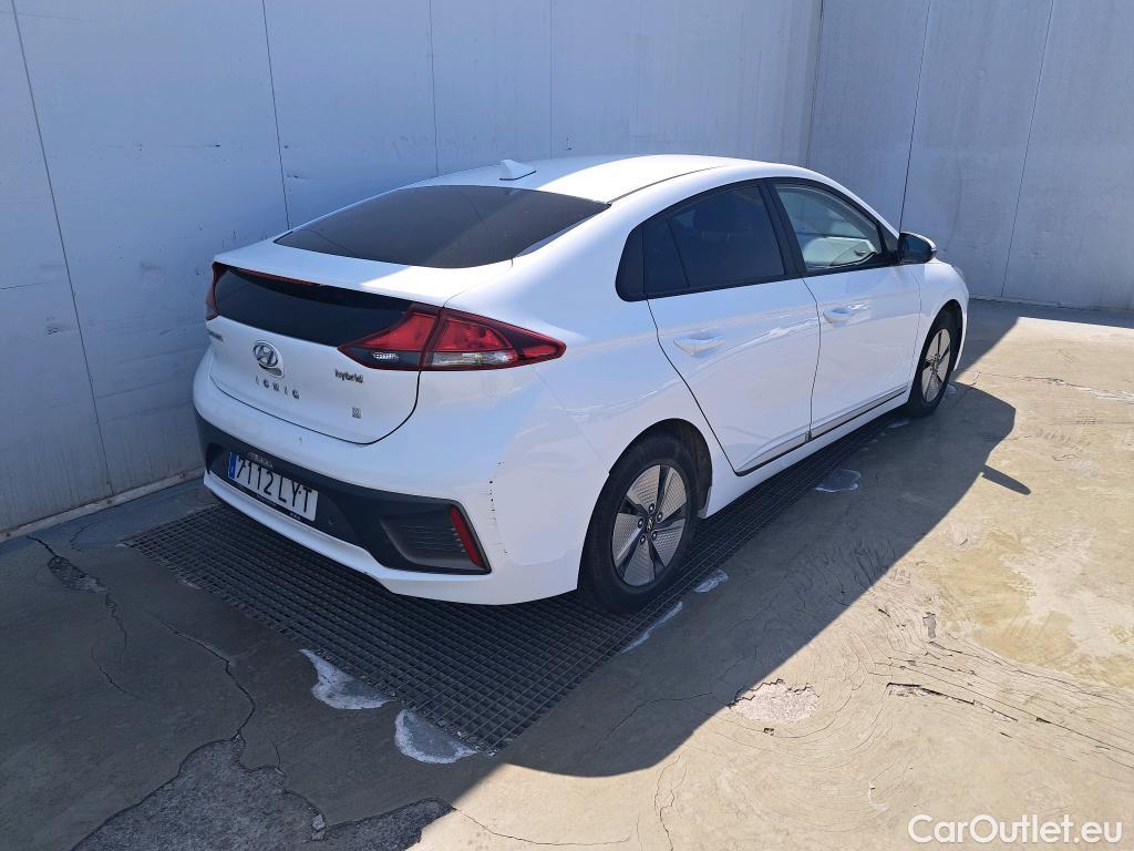  Hyundai   Ioniq HYUNDAI / 2019 / 5P / berlina con portón 1.6 GDI HEV Klass DCT #19