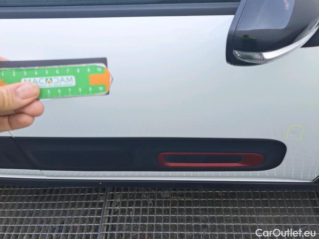  Citroen  C3 CITROEN  / 2020 / 5P / berlina con portón PureTech 60KW (83CV) C-Series(SP) #1