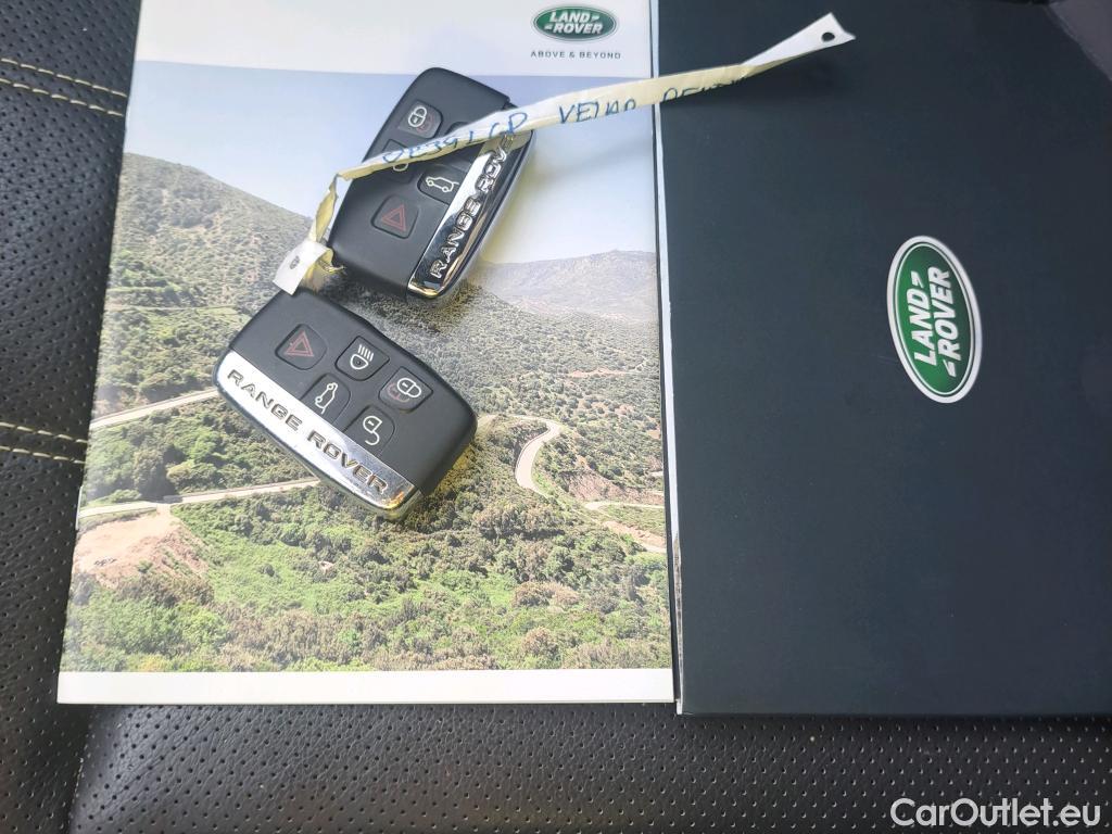 Land Rover  Range Rover LAND ROVER  Velar / 2017 / 5P / todoterreno 2.0 D180 132kW R-Dynamic SE 4WD Auto #30