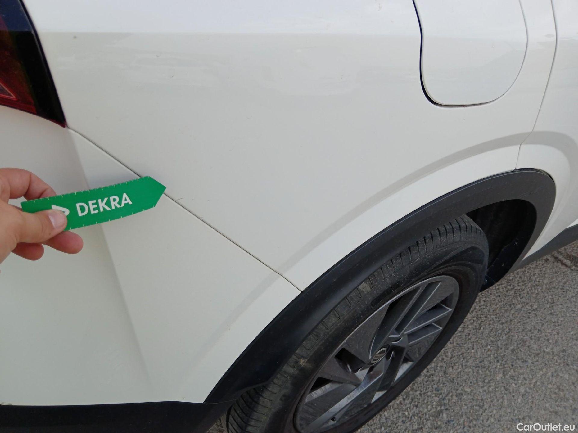  Nissan  Qashqai NISSAN  / 2021 / 5P / todoterreno DIG-T 103kW (140CV) mHEV 4x2 Acenta #30