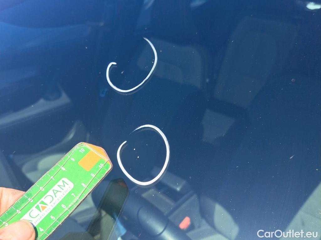  Volvo  XC 40 VOLVO XC40 / 2021 / 5P / todoterreno 1.5 T4 Recharge PHEV Plus Dark Auto #2