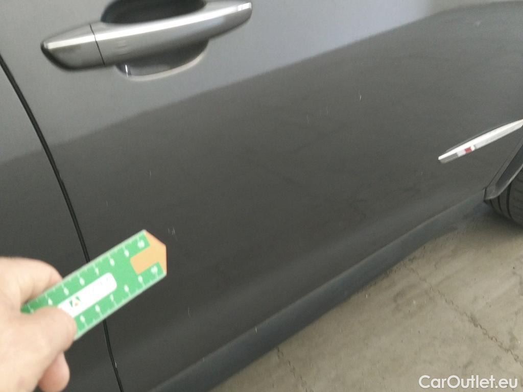  DS  DS7 DS DS 7 Crossback / 2017 / 5P / todoterreno BlueHDi DE 96kW (130CV) AT. PERF.LINE #21
