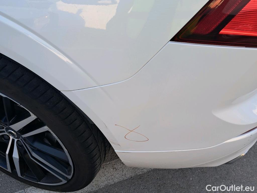  Volvo  XC60 VOLVO  / 2017 / 5P / todoterreno 2.0 B4 D AWD R-Design Auto #21