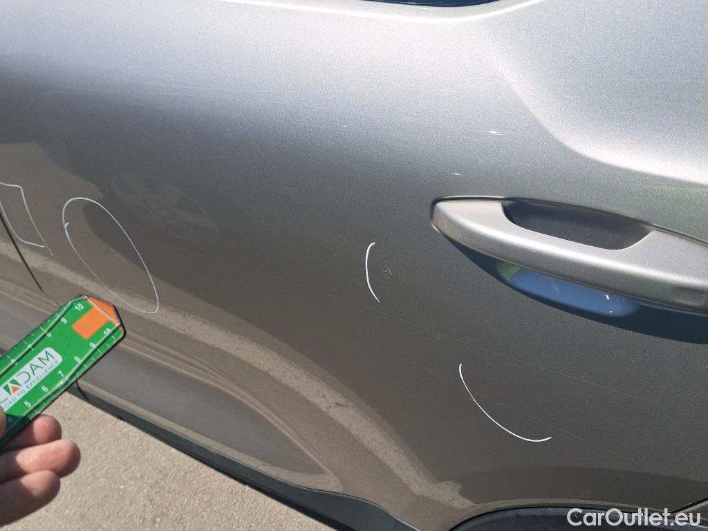  Volvo  XC 40 VOLVO XC40 / 2021 / 5P / todoterreno 1.5 T4 Recharge PHEV Plus Dark Auto #3
