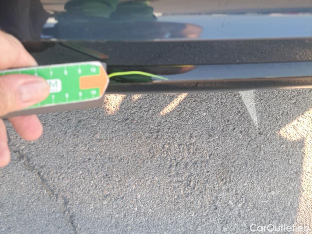  Volvo  XC60 VOLVO  / 2017 / 5P / todoterreno 2.0 B4 D Ultimate Dark Auto #35