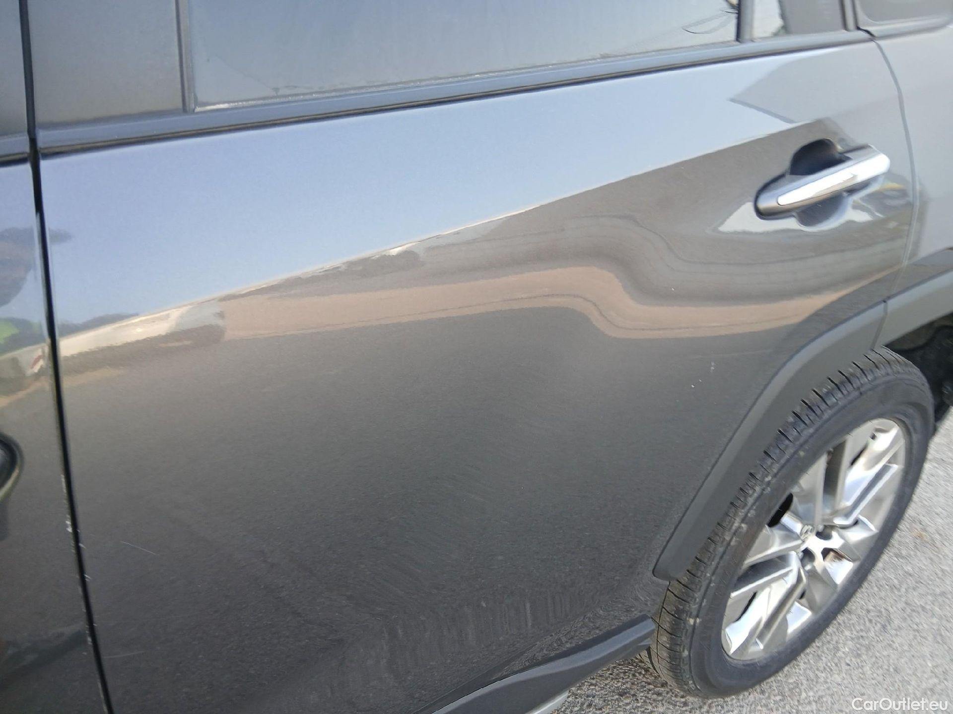  Toyota  RAV4 TOYOTA  / 2018 / 5P / todoterreno 2.5l 220H Luxury #10
