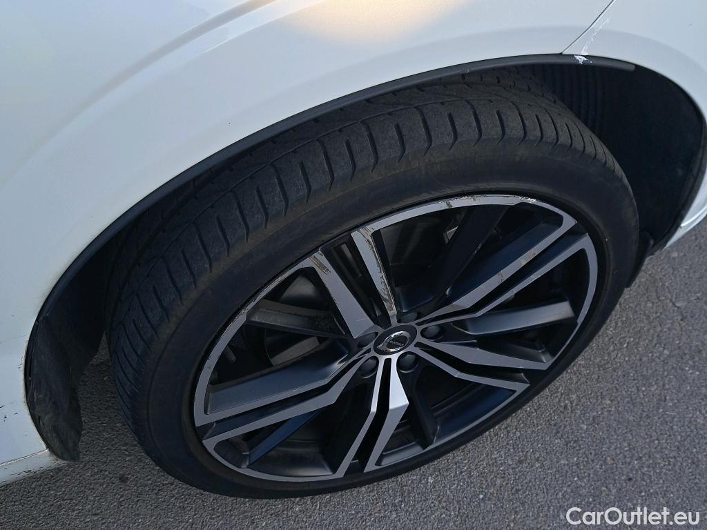  Volvo  XC60 VOLVO  / 2017 / 5P / todoterreno 2.0 B4 D AWD R-Design Auto #7