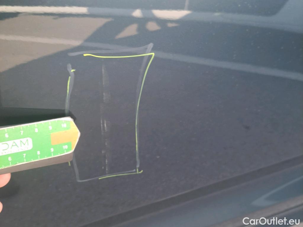  Volvo  XC60 VOLVO  / 2017 / 5P / todoterreno 2.0 B4 D Ultimate Dark Auto #4