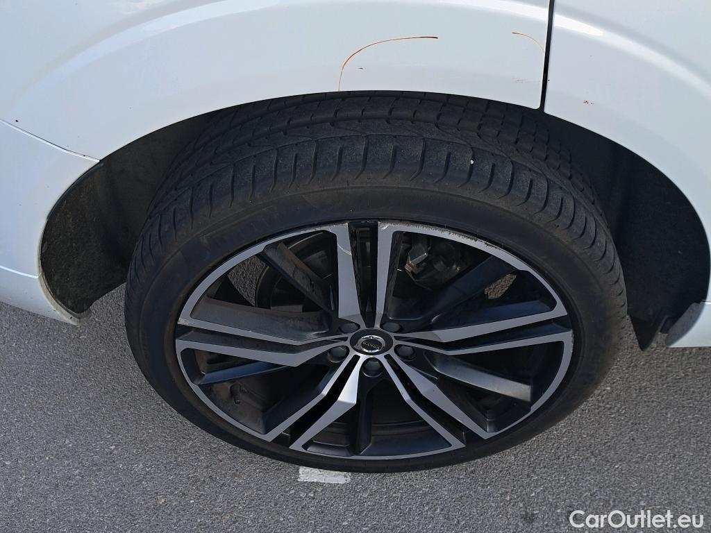  Volvo  XC60 VOLVO  / 2017 / 5P / todoterreno 2.0 B4 D AWD R-Design Auto #5
