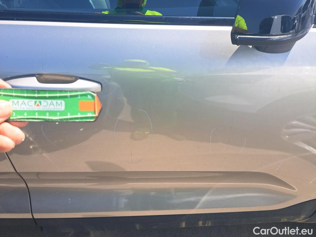  Volvo  XC 40 VOLVO XC40 / 2021 / 5P / todoterreno 1.5 T4 Recharge PHEV Plus Dark Auto #15
