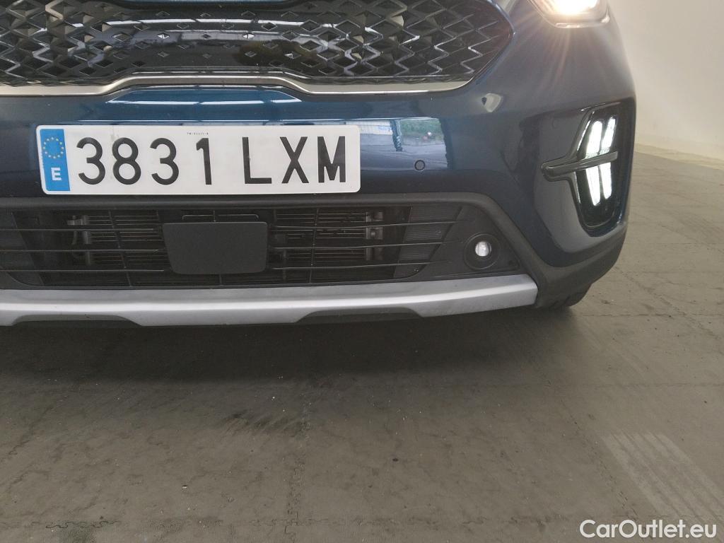 KIA  Niro KIA  / 2019 / 5P / crossover 1.6 GDi HEV 104kW (141CV) Drive #5