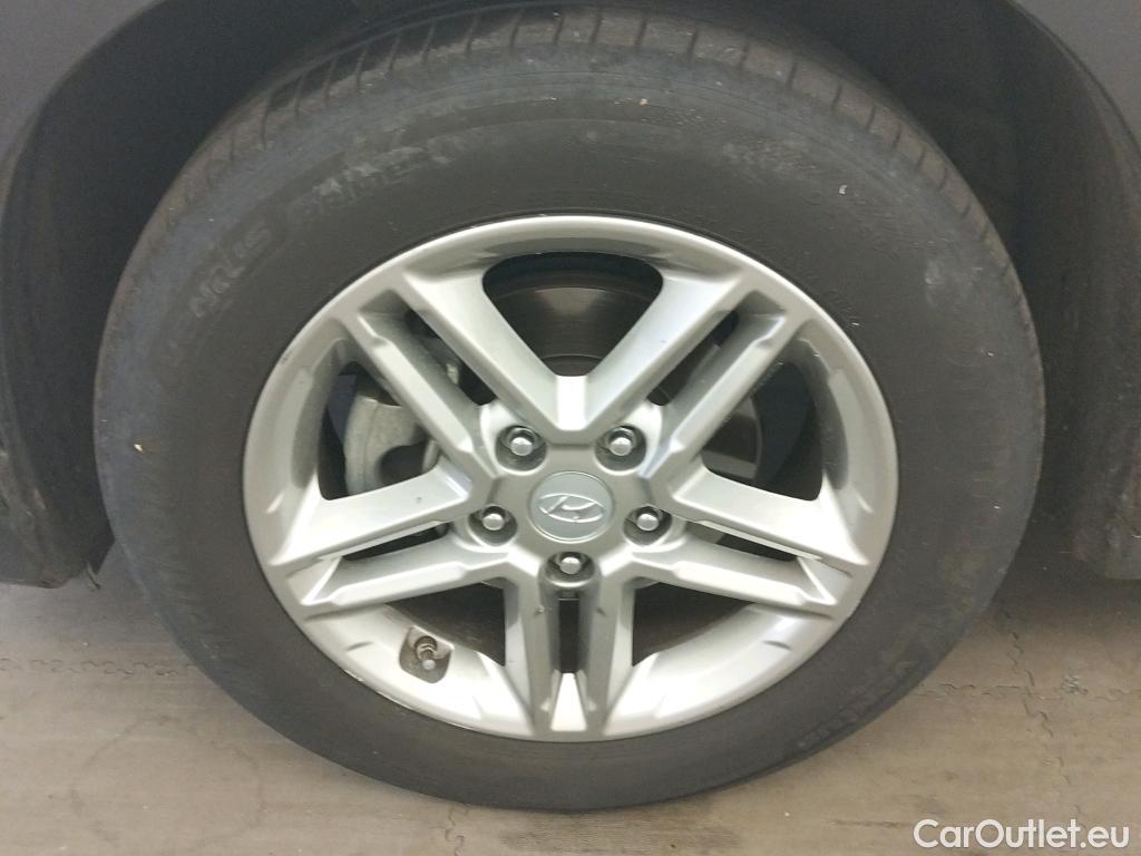  Hyundai  Konna HYUNDAI Kona / 2020 / 5P / todoterreno 1.0 TGDI Maxx 4X2 #3