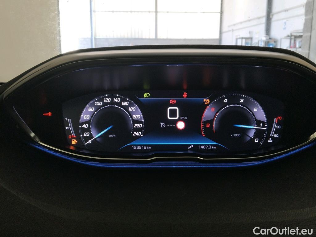  Peugeot  3008 PEUGEOT  / 2020 / 5P / todoterreno 1.5 BlueHDi 96kW (130CV) S&S Active Pack (AC4) #20