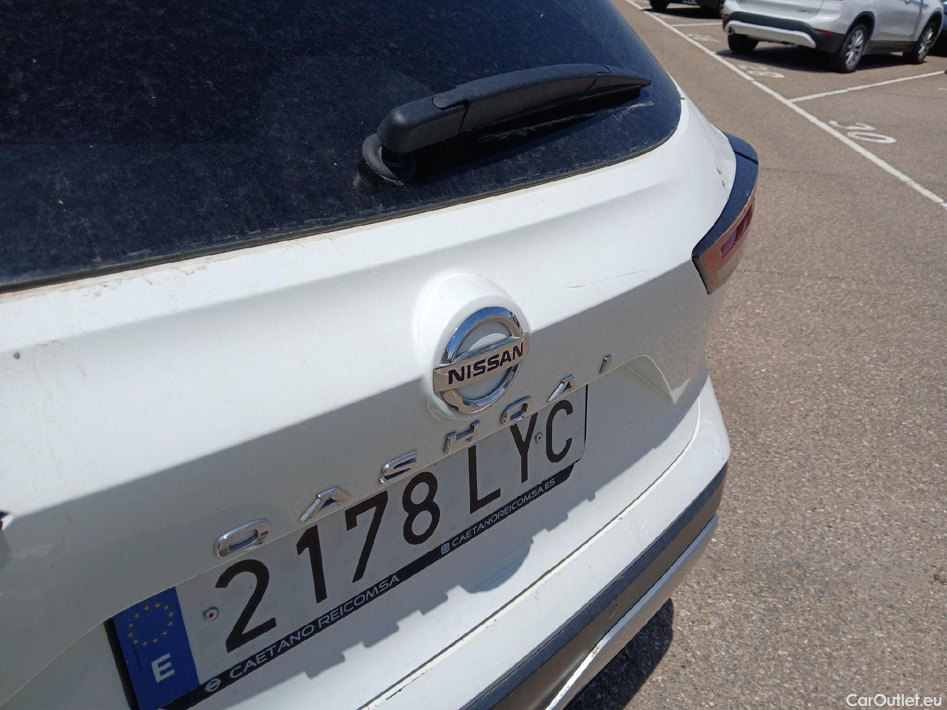  Nissan  Qashqai NISSAN  / 2021 / 5P / todoterreno DIG-T 103kW mHEV 4x2 N-GO(SP) #34
