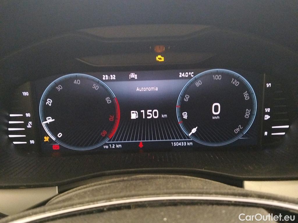  Skoda  Scala SKODA  / 2019 / 5P / berlina con portón 1.0 TSI 81KW (110 CV) Ambition #8
