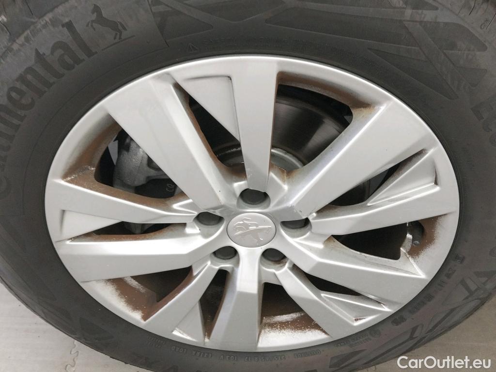  Peugeot  3008 PEUGEOT  / 2020 / 5P / todoterreno 1.5 BlueHDi 96kW (130CV) S&S Active Pack (AC4) #21