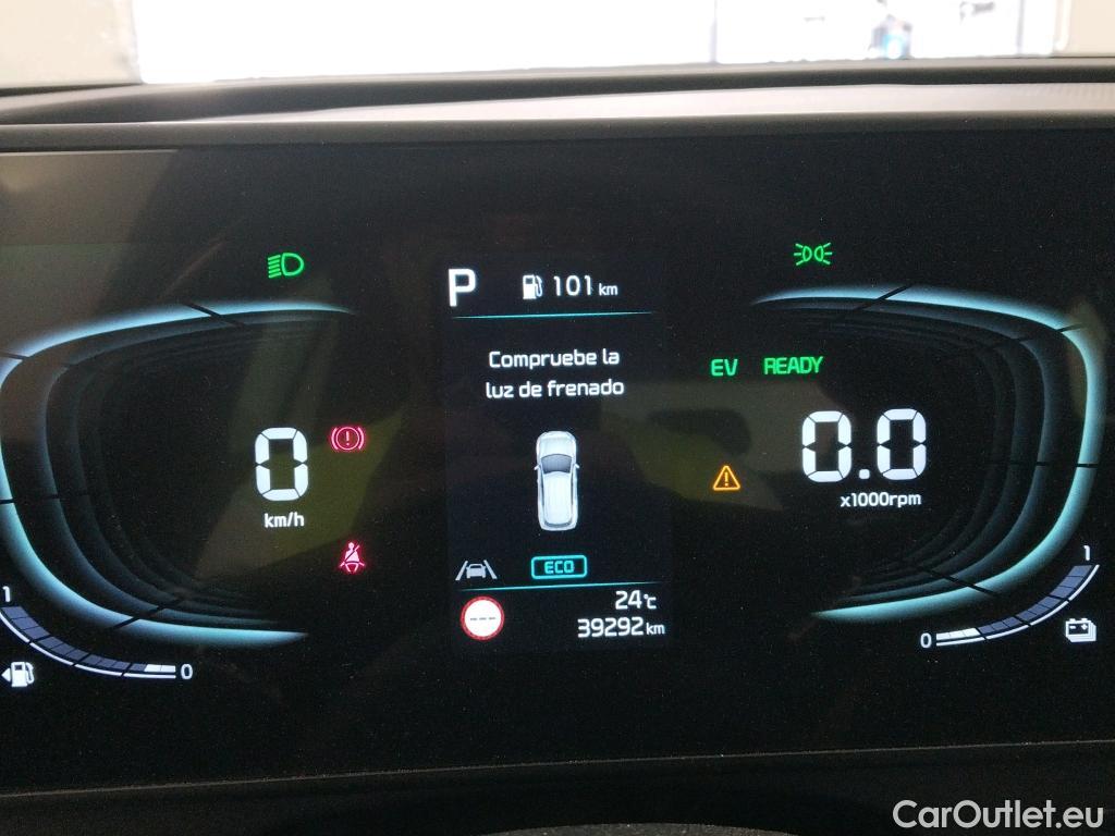  KIA  Sportage KIA  / 2022 / 5P / todoterreno 1.6 T-GDi HEV 171kW (230CV) Drive 4X2 #17
