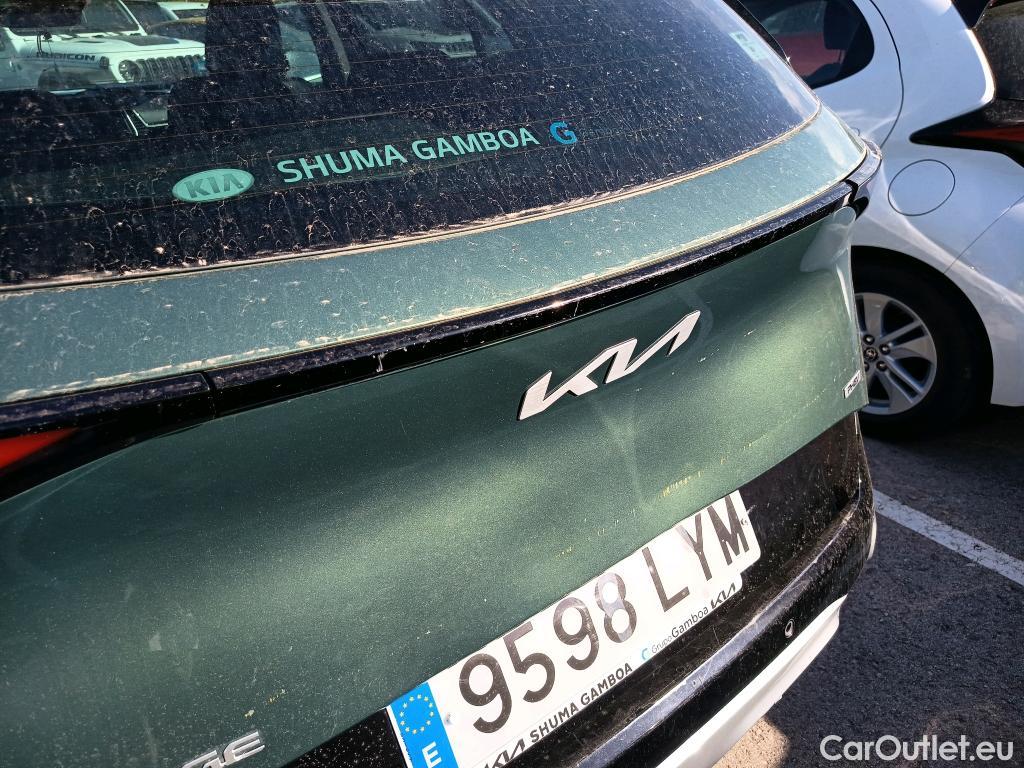  KIA  Sportage KIA  / 2022 / 5P / todoterreno 1.6 T-GDi PHEV 198kW (265CV) Tech 4X4 #48