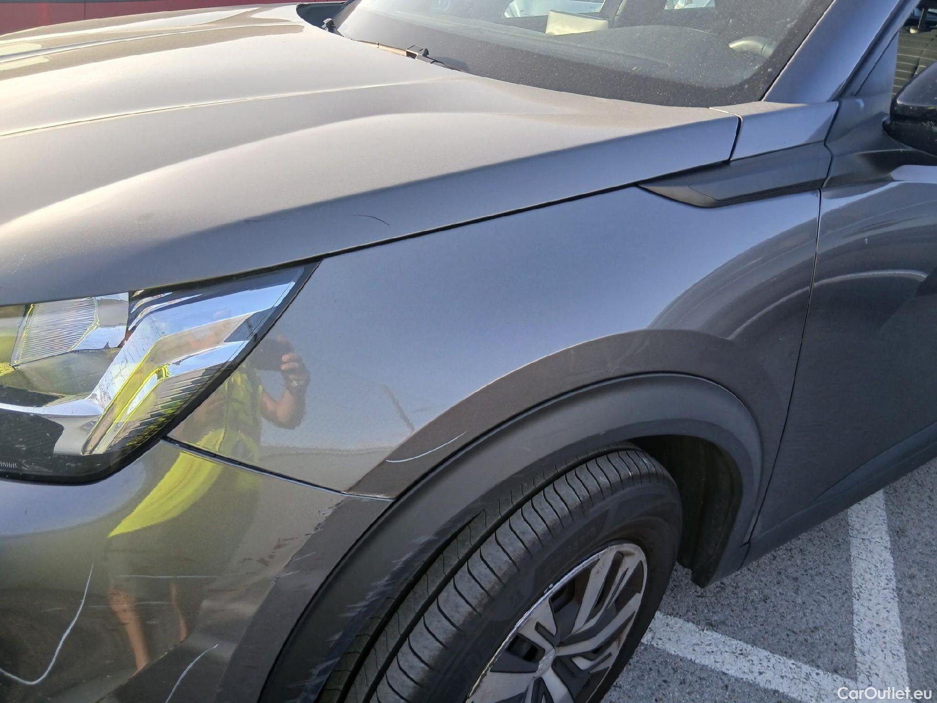  Peugeot  2008 PEUGEOT  / 2019 / 5P / todoterreno Active BlueHDI 81kW (110CV) #15