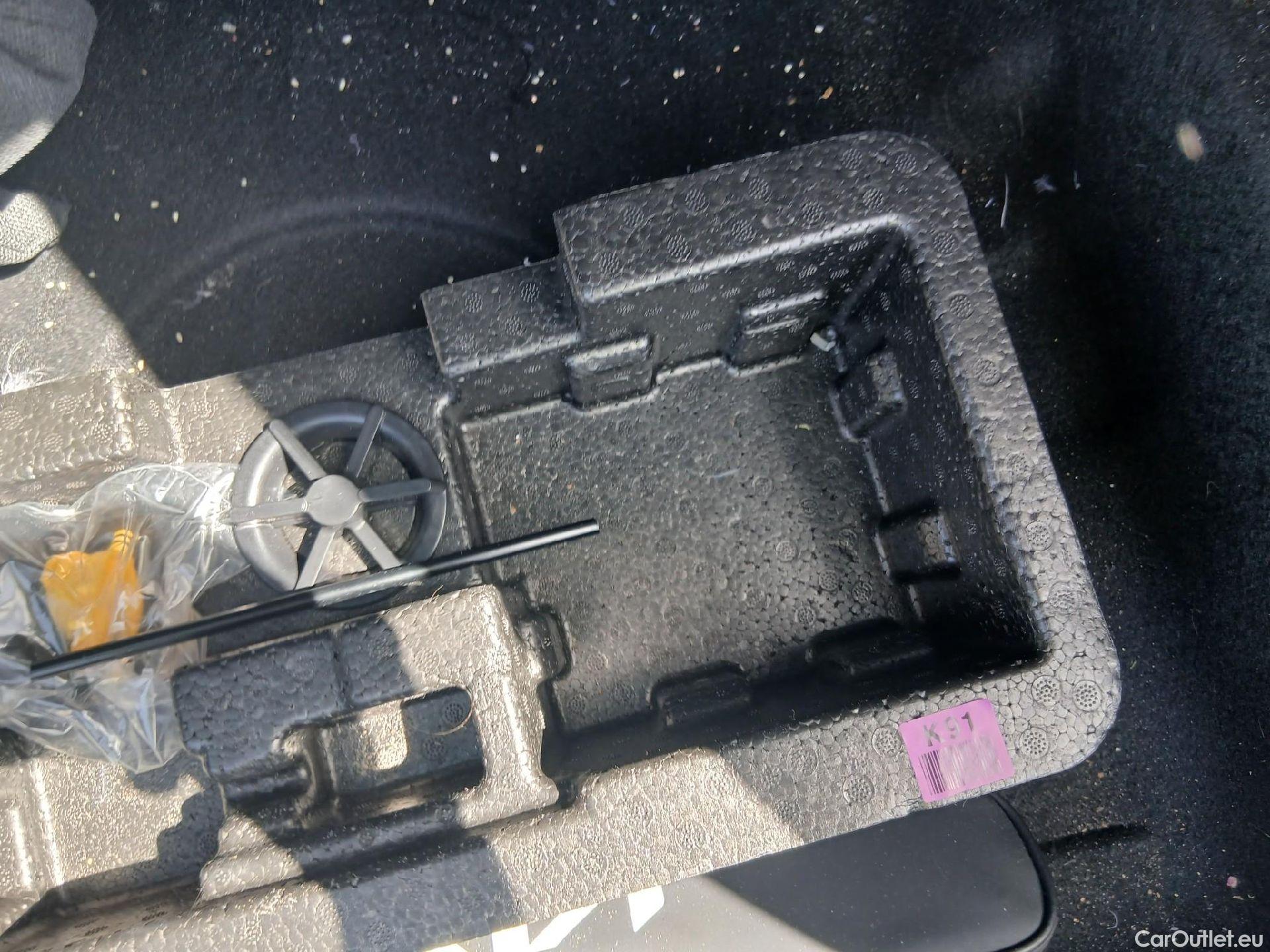  KIA  Niro  Hybrid Drive 1.6 AT6 E6d #2