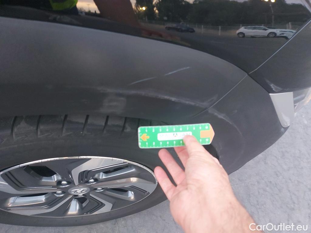  Hyundai  Konna HYUNDAI Kona / 2020 / 5P / todoterreno 1.6 GDI HEV Maxx DCT #30
