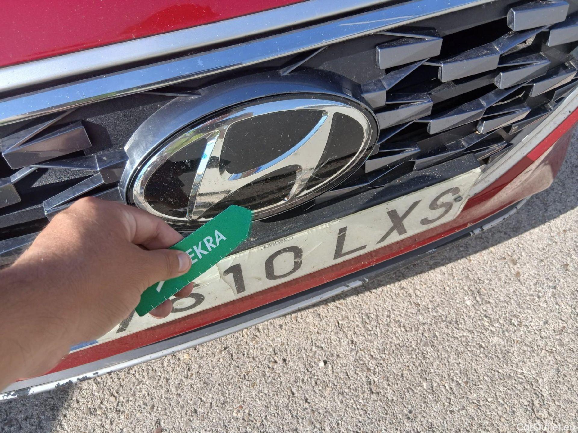  Hyundai   Ioniq HYUNDAI / 2019 / 5P / berlina con portón 1.6 GDI PHEV Tecno DCT #14