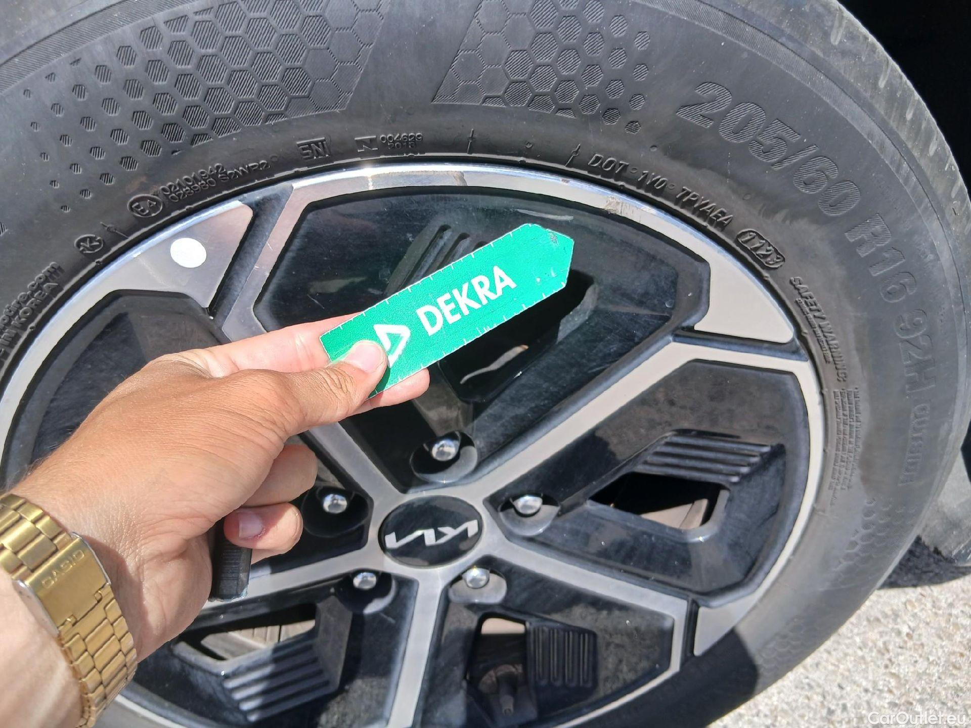  KIA  Niro  Hybrid Drive 1.6 AT6 E6d #47
