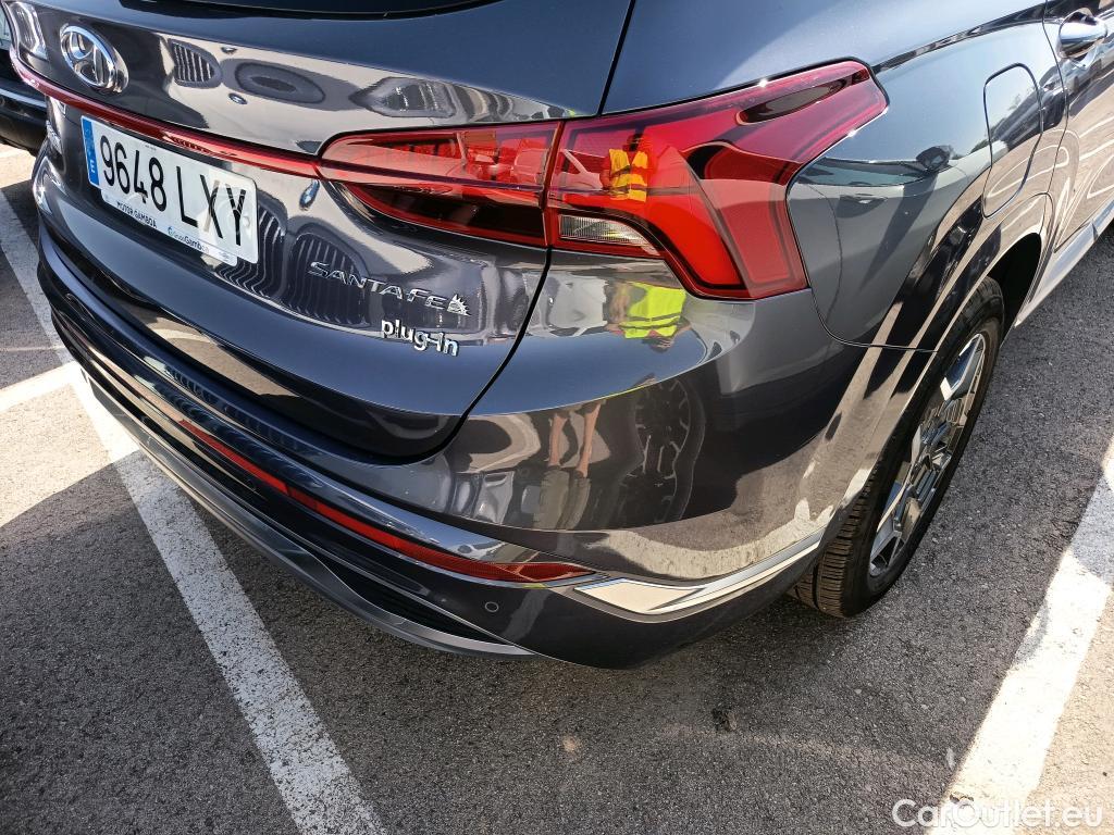  Hyundai  Santa Fe HYUNDAI  / 2021 / 5P / todoterreno 1.6 TGDi PHEV Style Auto 4x4 #12