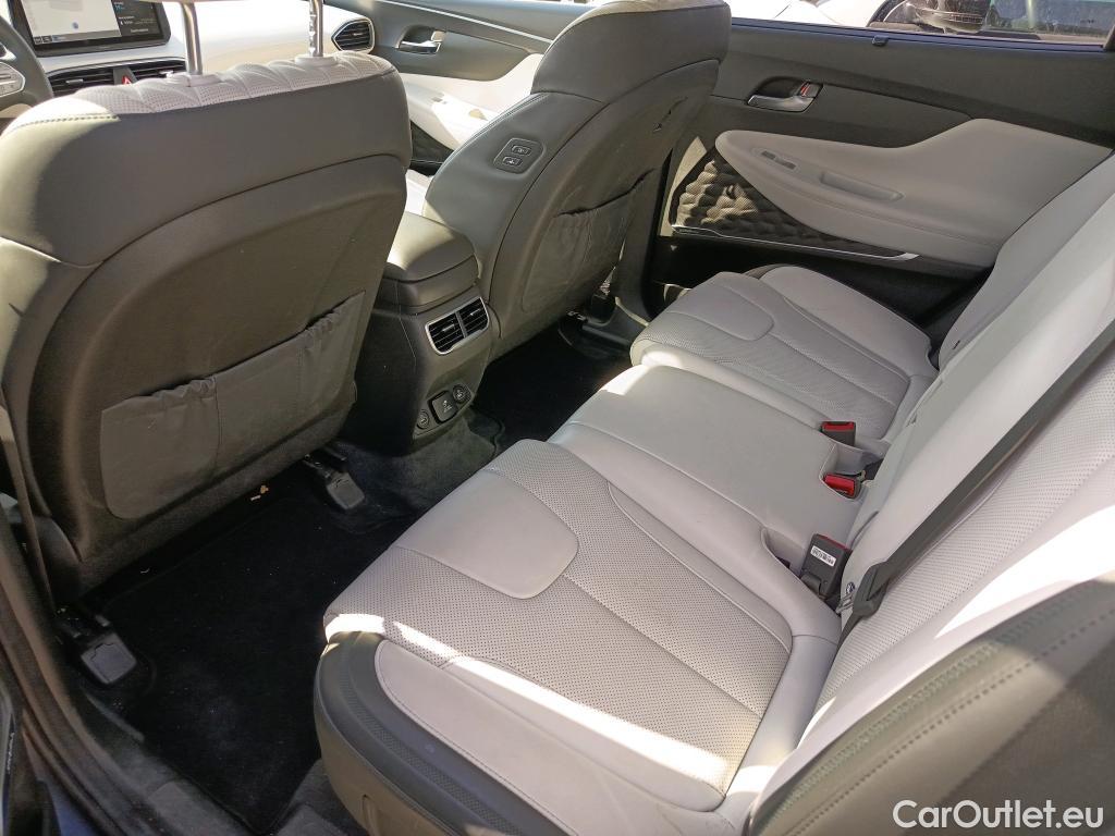  Hyundai  Santa Fe HYUNDAI  / 2021 / 5P / todoterreno 1.6 TGDi PHEV Style Auto 4x4 #17