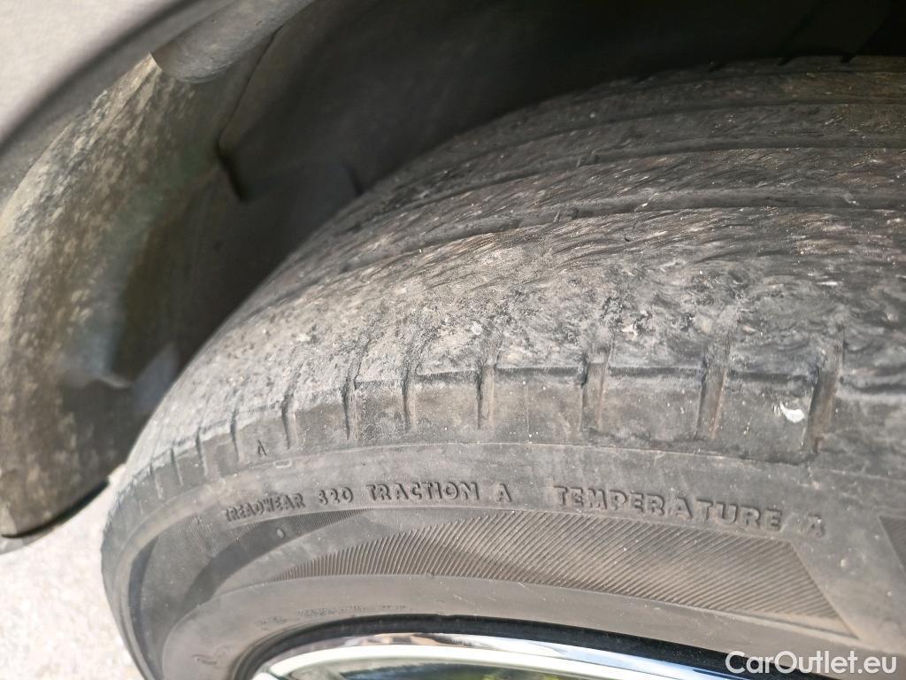  Mercedes  G-Klasee MERCEDES-BENZ GLC Coupé / 2019 / 5P / coupé GLC 300 de 4MATIC #9