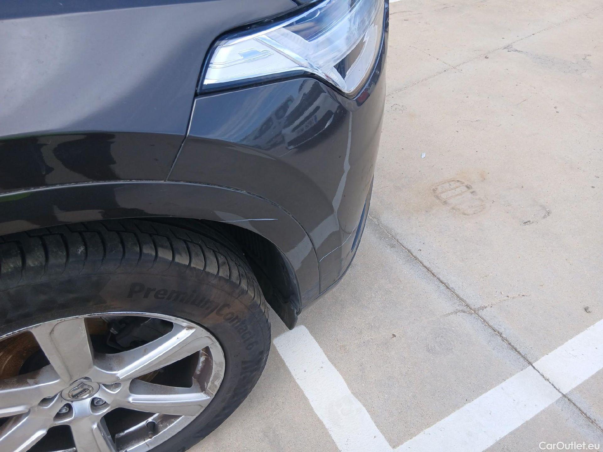  Volvo  XC90 VOLVO  / 2019 / 5P / todoterreno 2.0 B5 D AWD Core Auto #28