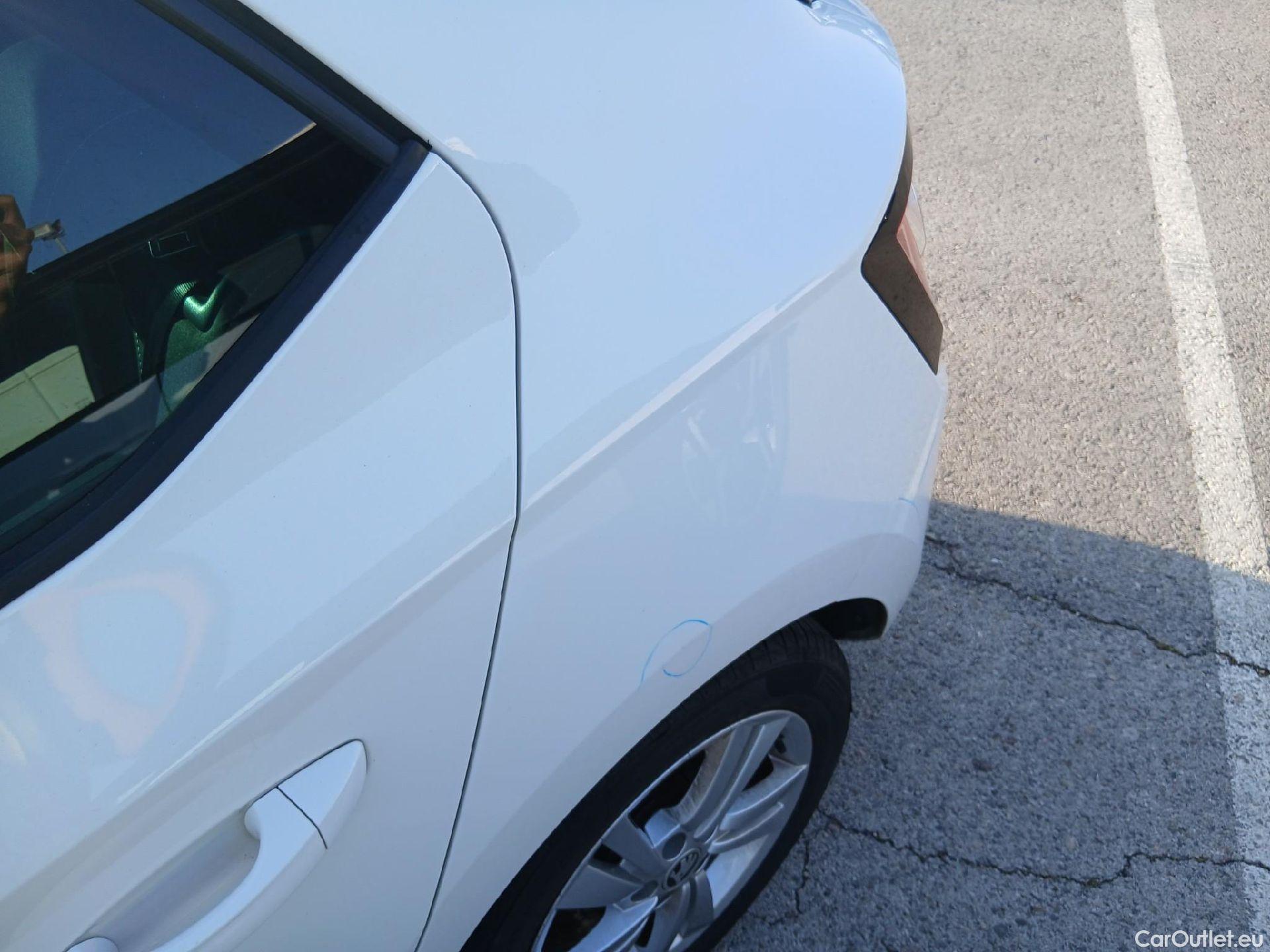  Skoda  Fabia SKODA  / 2018 / 5P / berlina con portón 1.0 TSI 70KW (95cv) Ambition Plus(SP) #17