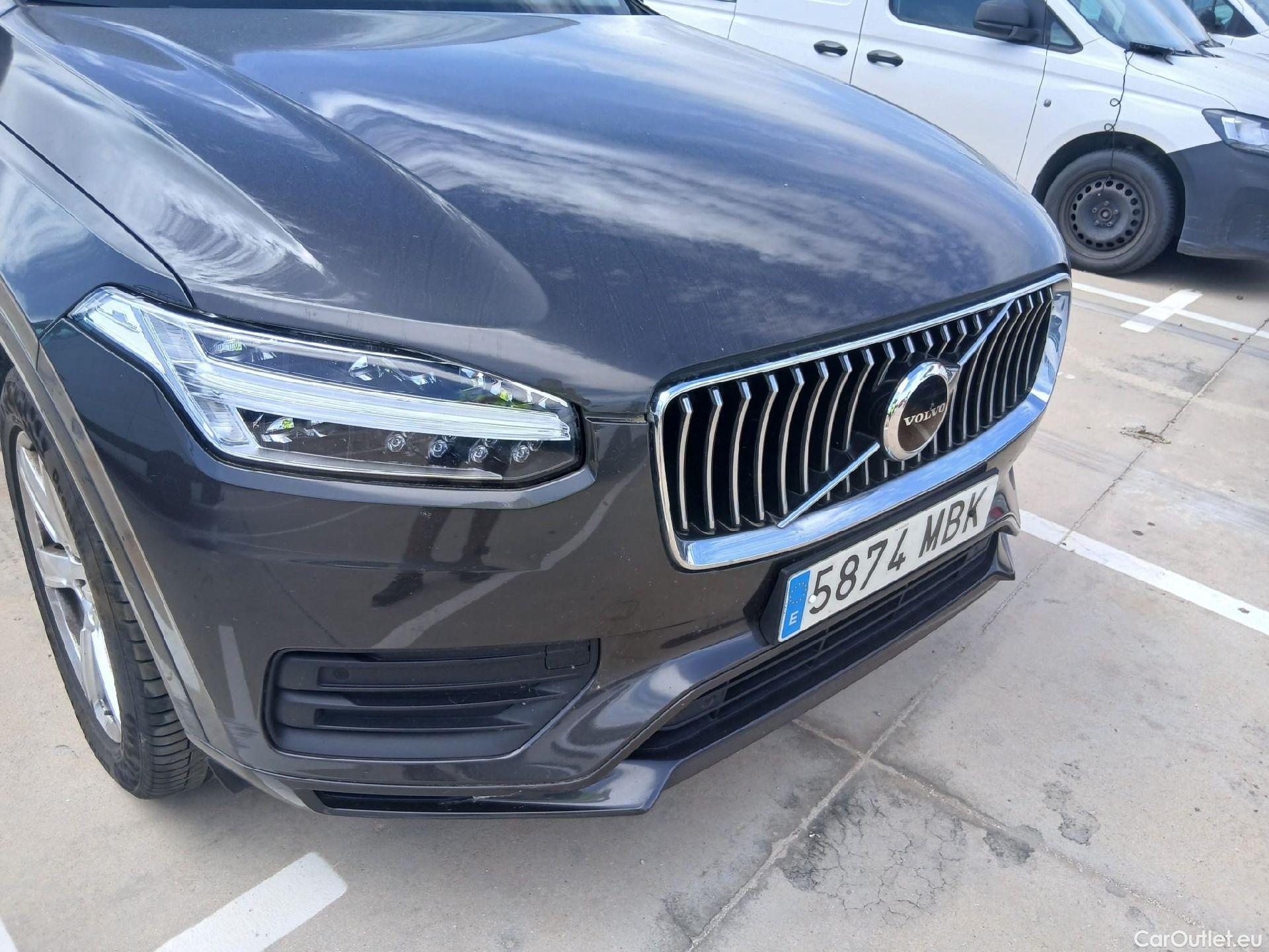  Volvo  XC90 VOLVO  / 2019 / 5P / todoterreno 2.0 B5 D AWD Core Auto #3