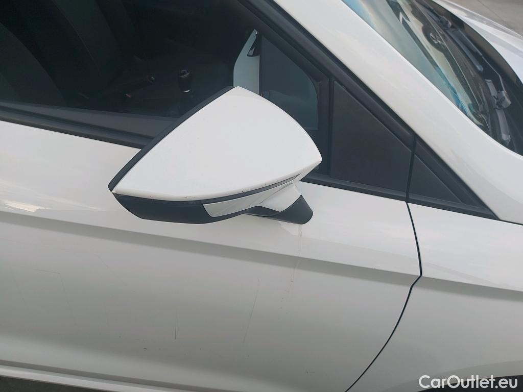  Seat  Ibiza SEAT  / 2017 / 5P / berlina con portón 1.0 TSI 81kW (110CV) Style Plus (AC2) #21