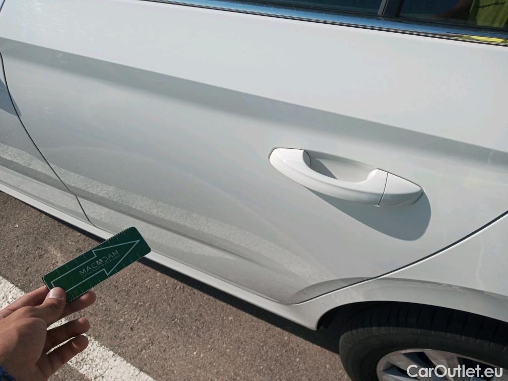  Skoda  KAMIQ SKODA  1.0 TSI 81kW (110CV) DSG Ambition (CX) #21