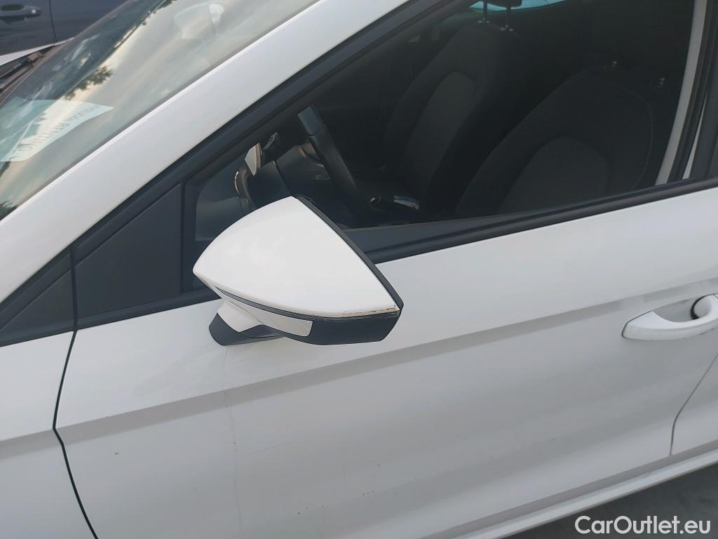  Seat  Ibiza SEAT  / 2017 / 5P / berlina con portón 1.0 TSI 81kW (110CV) Style Plus (AC2) #19