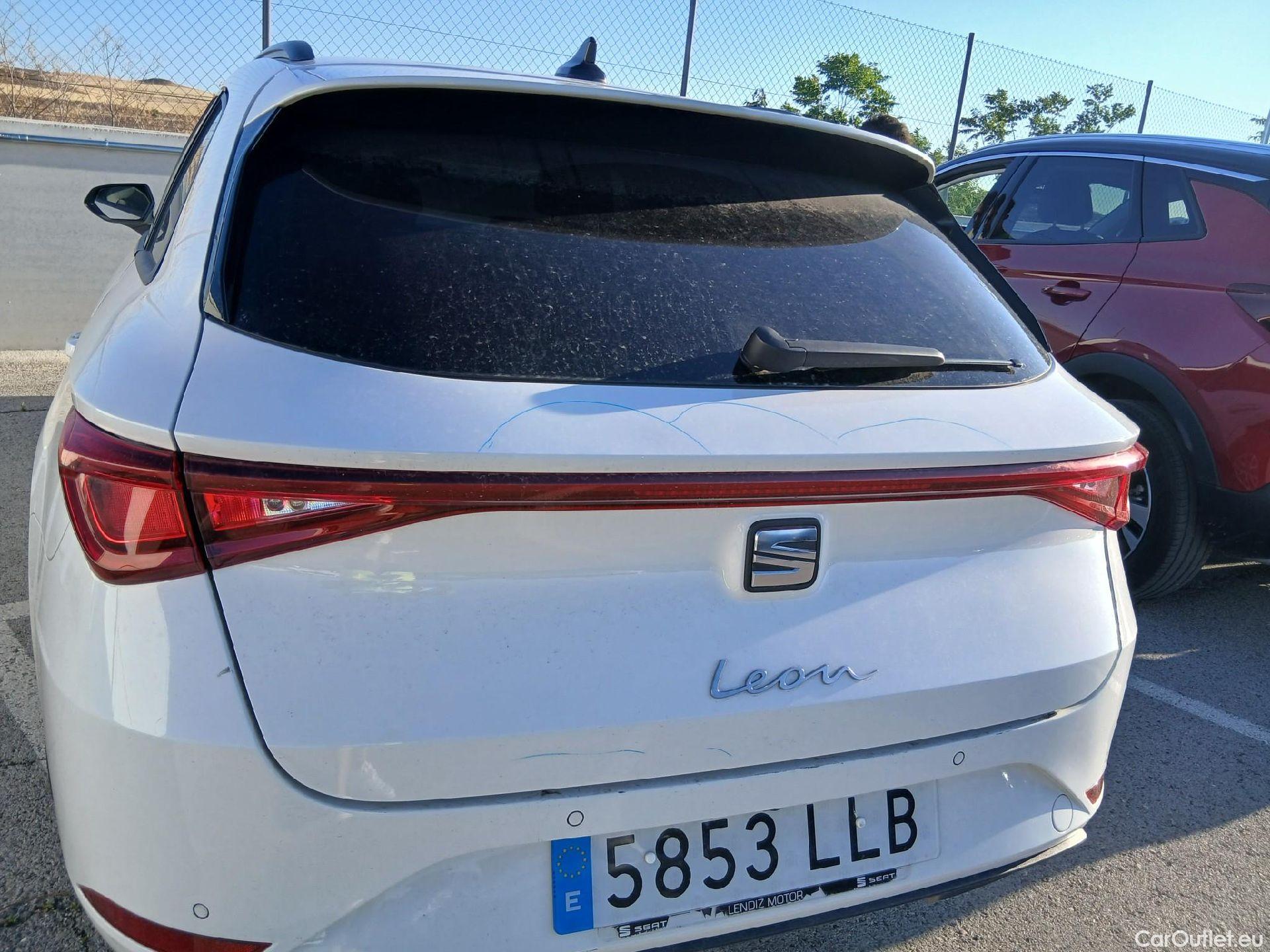  Seat  Leon SEAT Nuevo León / 2020 / 5P / familiar SP 1.5 TSI 96kW S&S Style Go(SP) #31