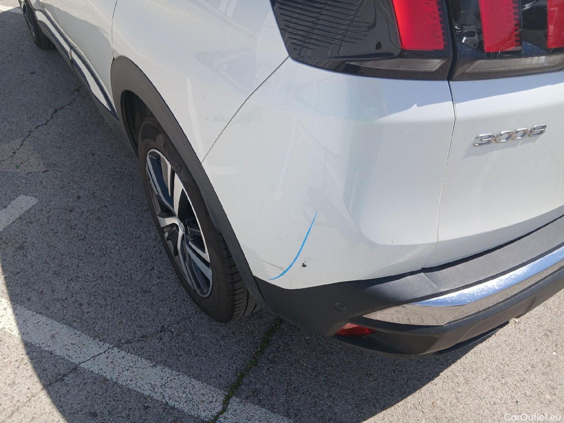  Peugeot  3008 PEUGEOT  / 2020 / 5P / todoterreno 1.5 BlueHDi 96kW S&S Allure Pack EAT8 #23