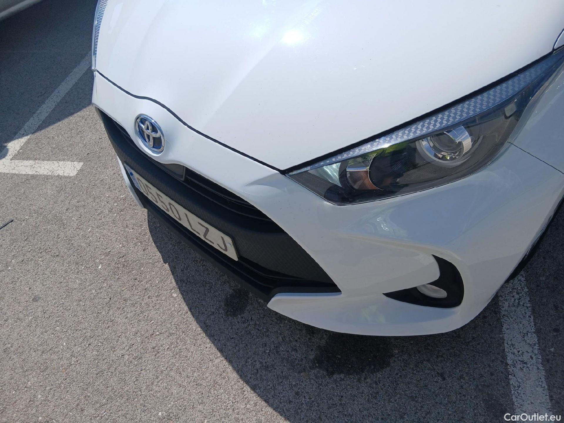  Toyota  Yaris TOYOTA    1.5 120H Business Plus #4
