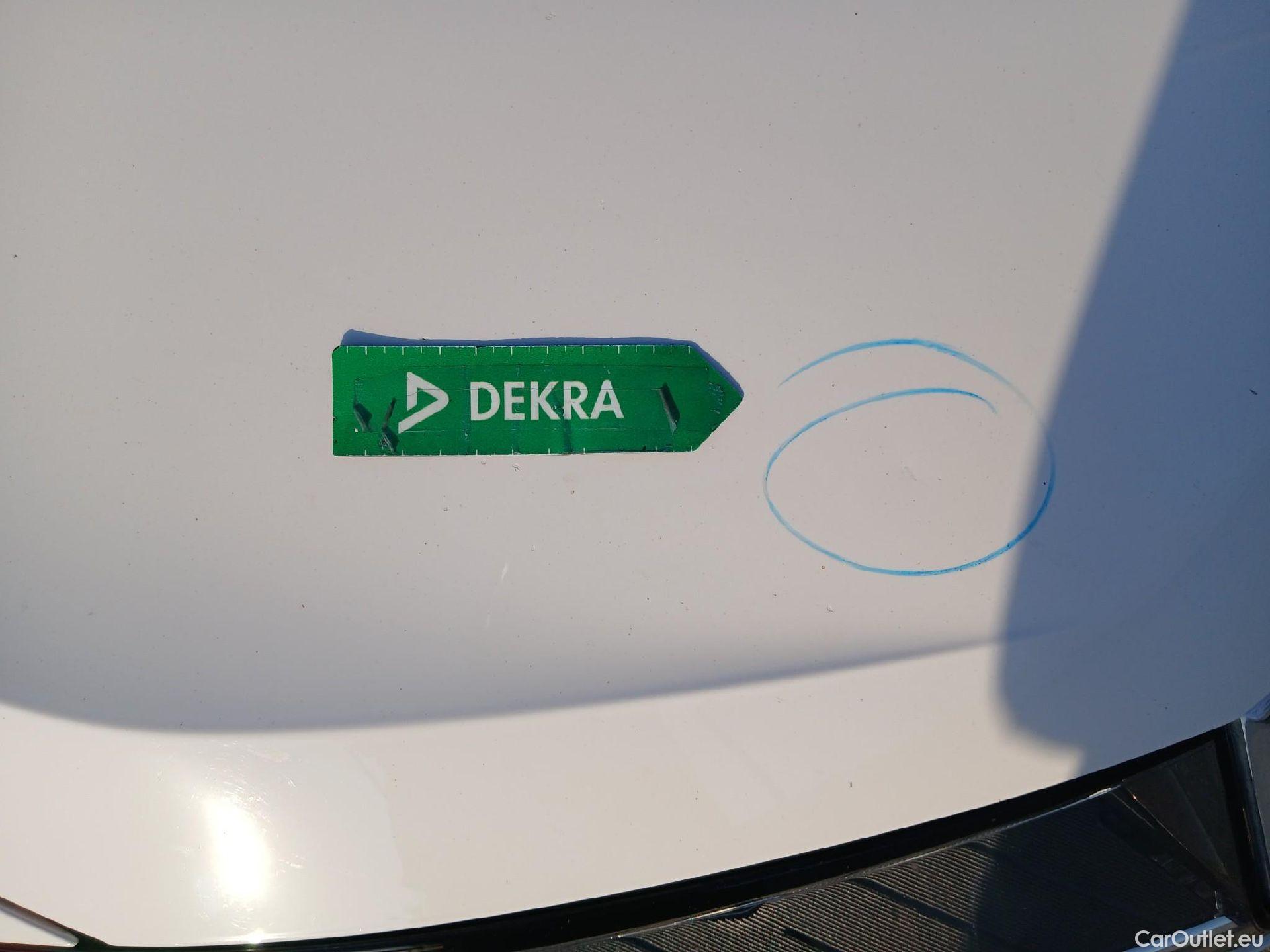  Skoda  Fabia SKODA  / 2018 / 5P / berlina con portón 1.0 TSI 70KW (95cv) Ambition Plus(SP) #2