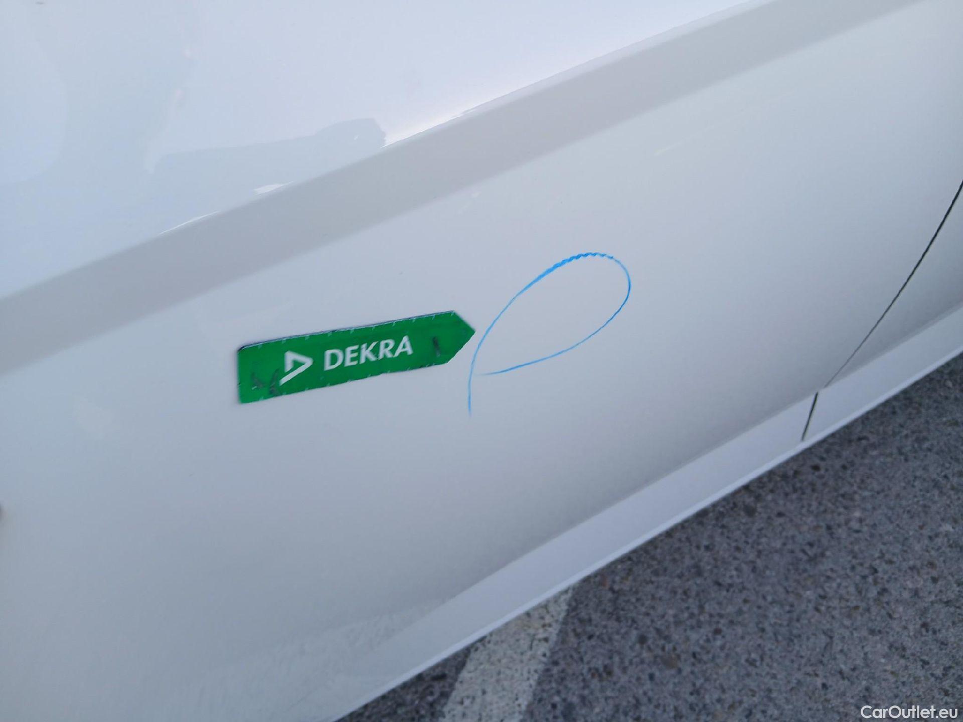  Skoda  Fabia SKODA  / 2018 / 5P / berlina con portón 1.0 TSI 70KW (95cv) Ambition Plus(SP) #30